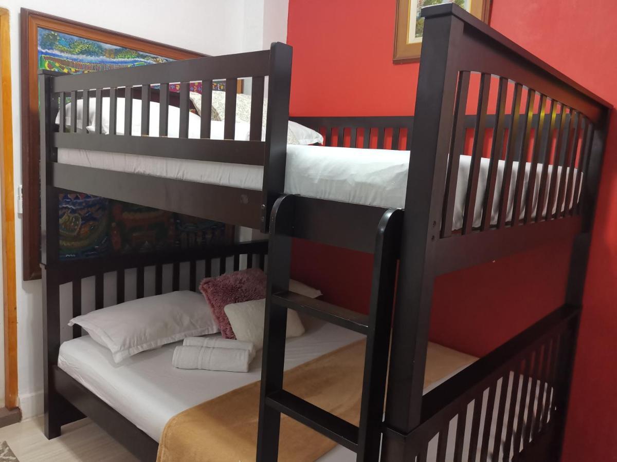 Country Bug Inn Tagaytay City Dış mekan fotoğraf