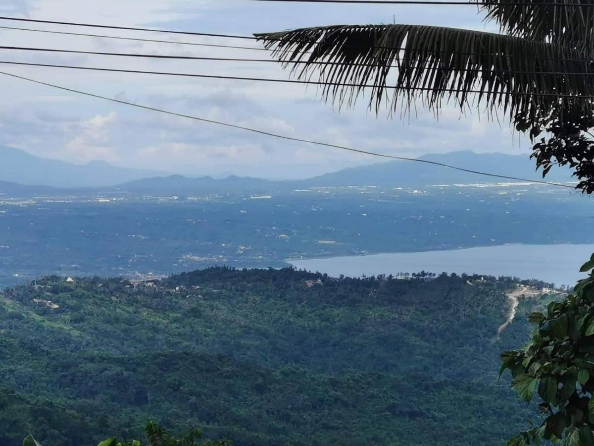 Country Bug Inn Tagaytay City Dış mekan fotoğraf