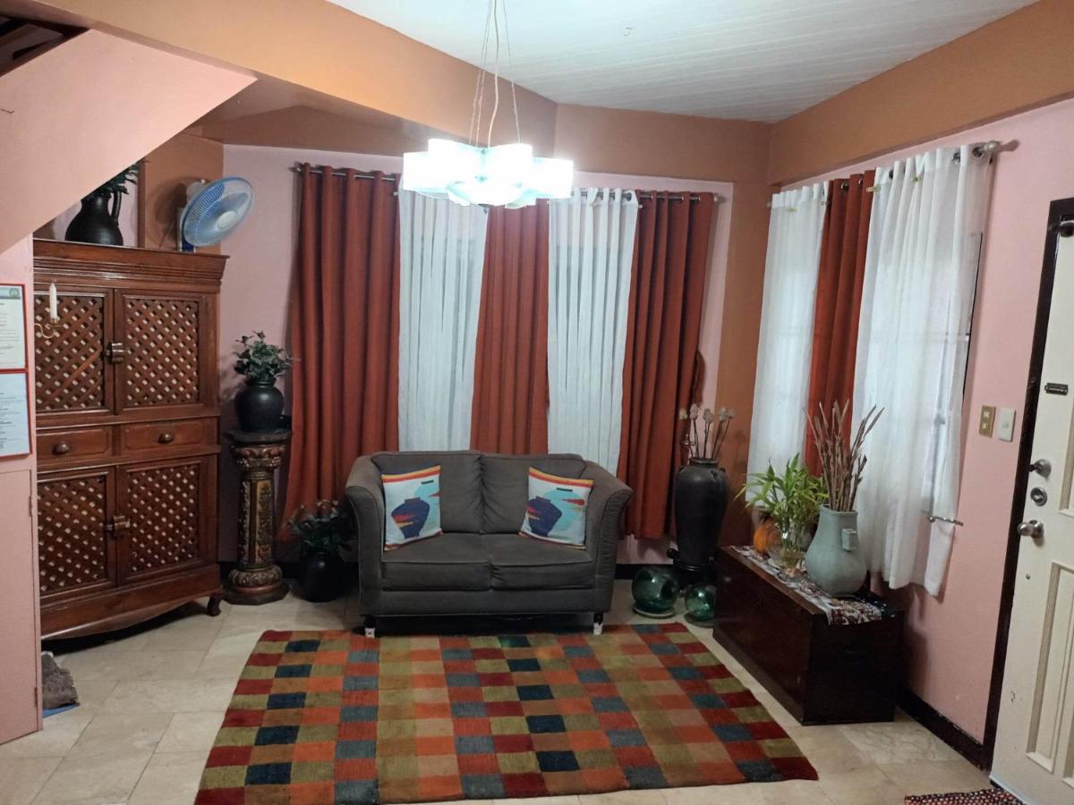 Country Bug Inn Tagaytay City Dış mekan fotoğraf